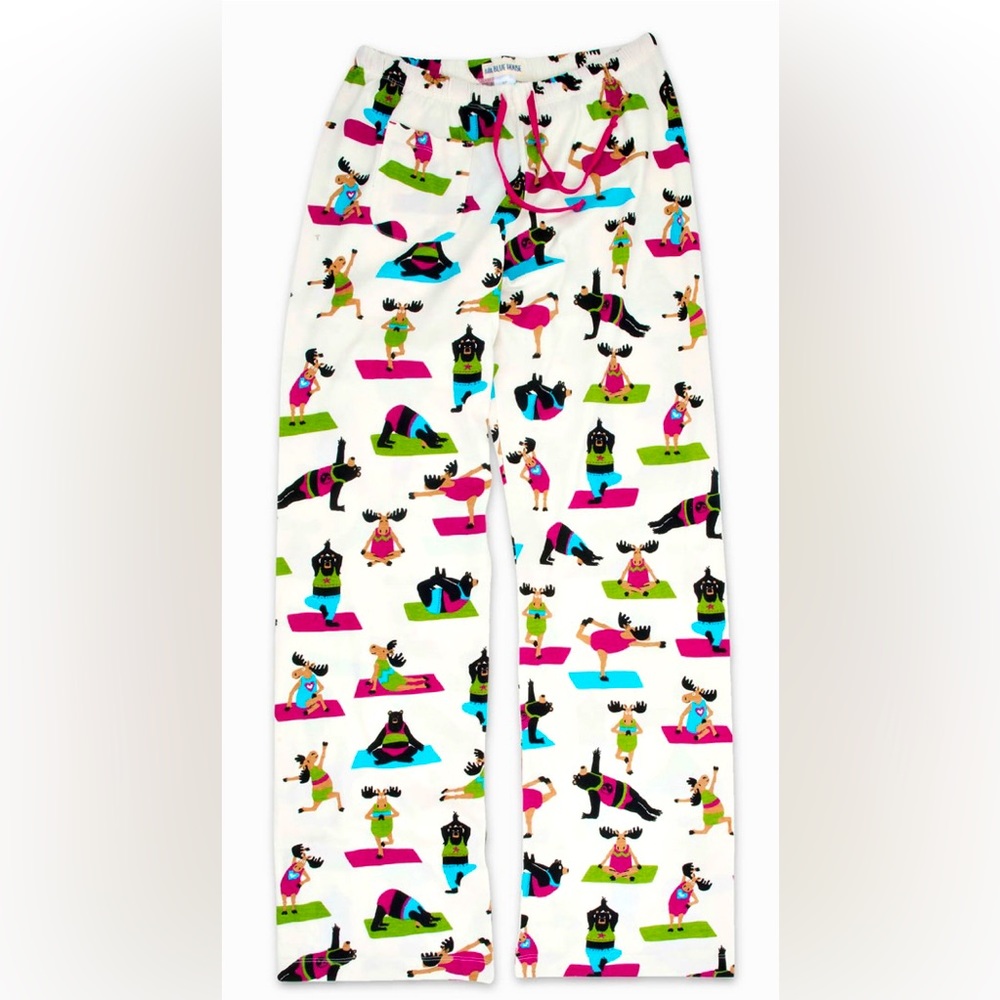 little BLUE HOUSE, size L, ivory background with green, teal, raspberry & brown